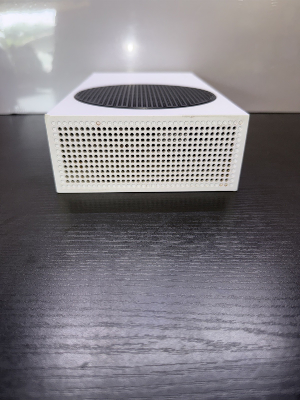 •Cosmetically Flawed•Microsoft Xbox Series S 512GB