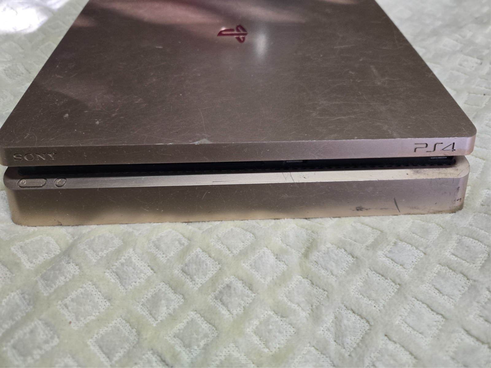 Sony PlayStation 4 PS4 Slim 1TB Gold Limited Edition Console FOR PARTS UNTESTED