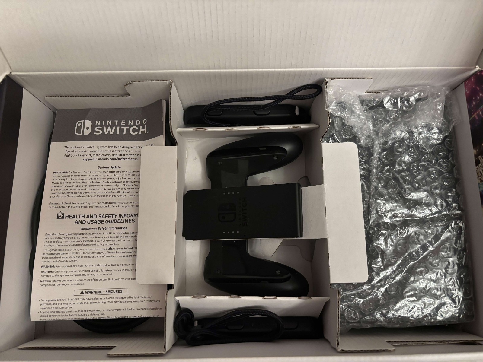 (NO GAME) Nintendo Switch Console Mario Kart 8 Deluxe w/ Box and accessories