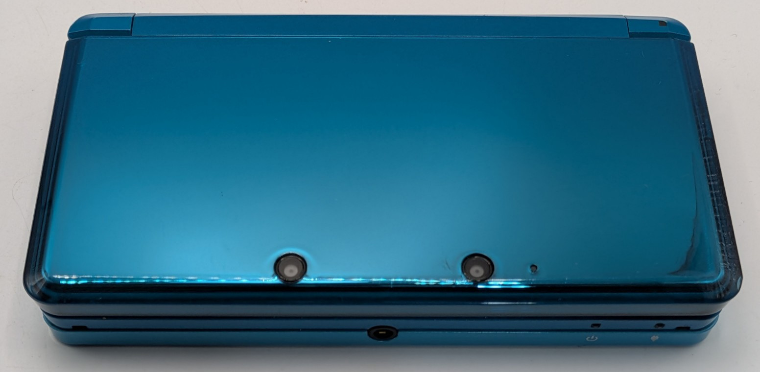 Nintendo 3DS Blue Console Bundle Blue 4 Games Pokemon Moon Ruby Mario Kart 7