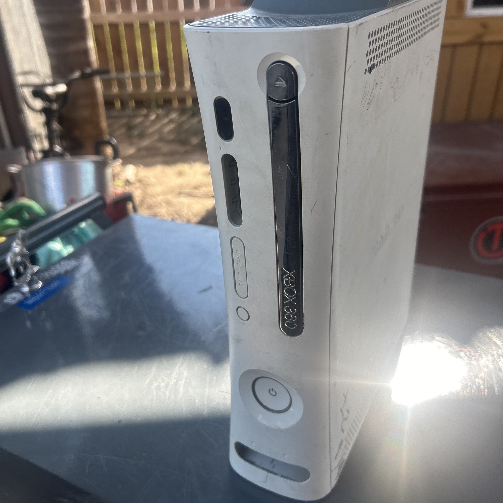 Microsoft Xbox 360 Core White System Console Only For Parts Or Repairs Untested