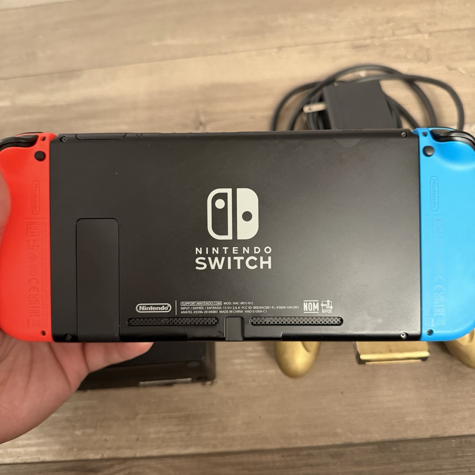 Nintendo Switch Console Blue Red Joy-Con HAC-001(-01) w/ Dock Tested Working!!!