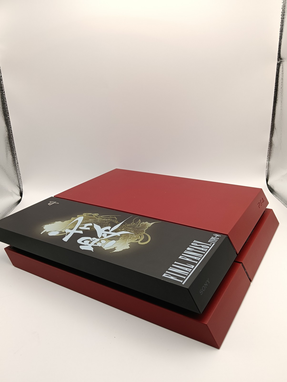 PlayStation 4 PS4 FINAL FANTASY Type 0 HD Suzaku Edition 500GB Console Tested