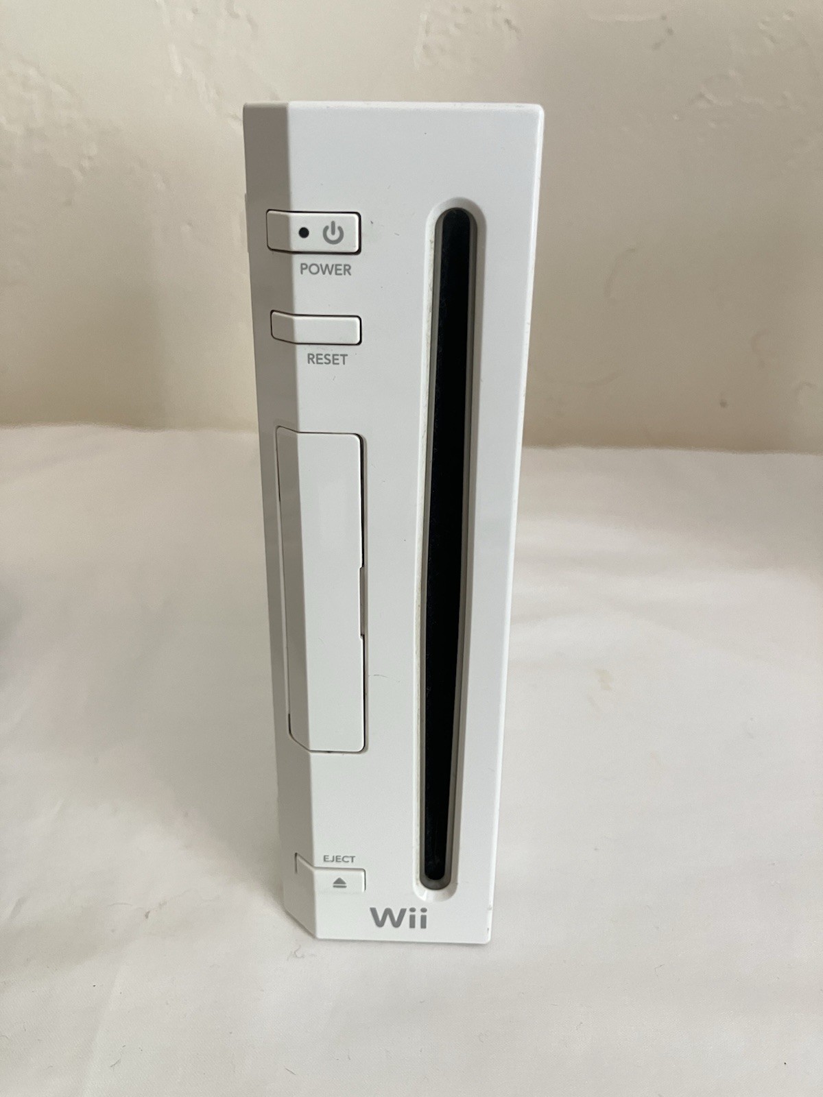 Nintendo Wii RVL-001 Bundle W/ Super Mario Galaxy 3 Games 2 Remotes & Nunchuck!