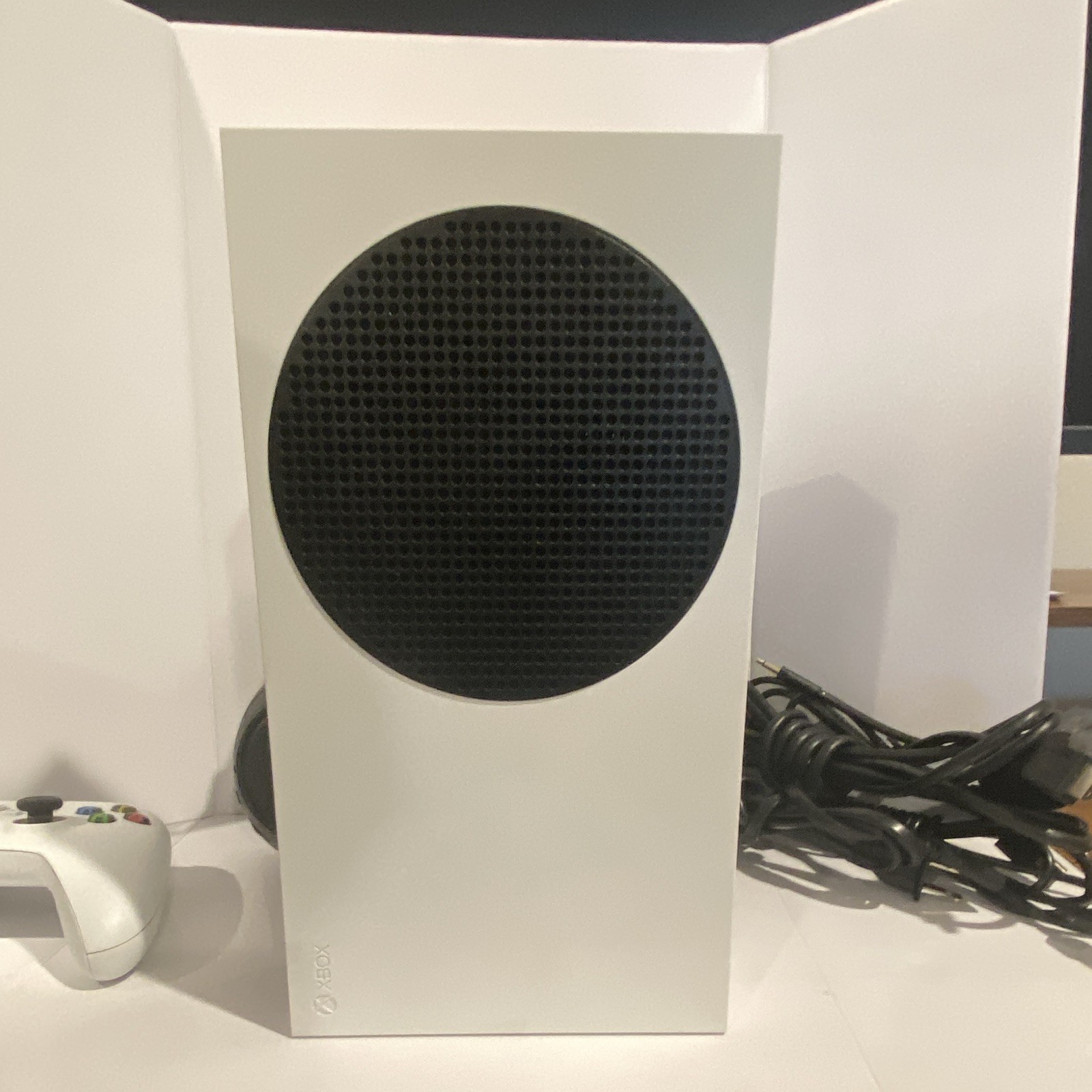 Microsoft Xbox Series S 512GB White Console Bundle Controller Headset 1440p