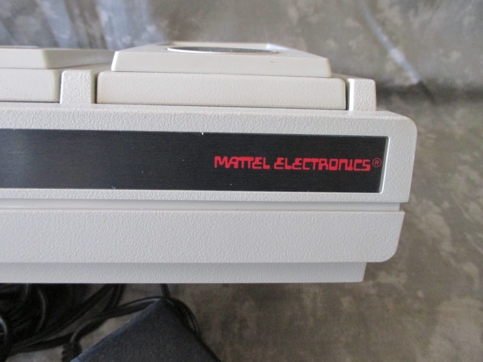 VINTAGE MATTEL INTELLIVISION II GAME CONSOLE WITH GAME 1982