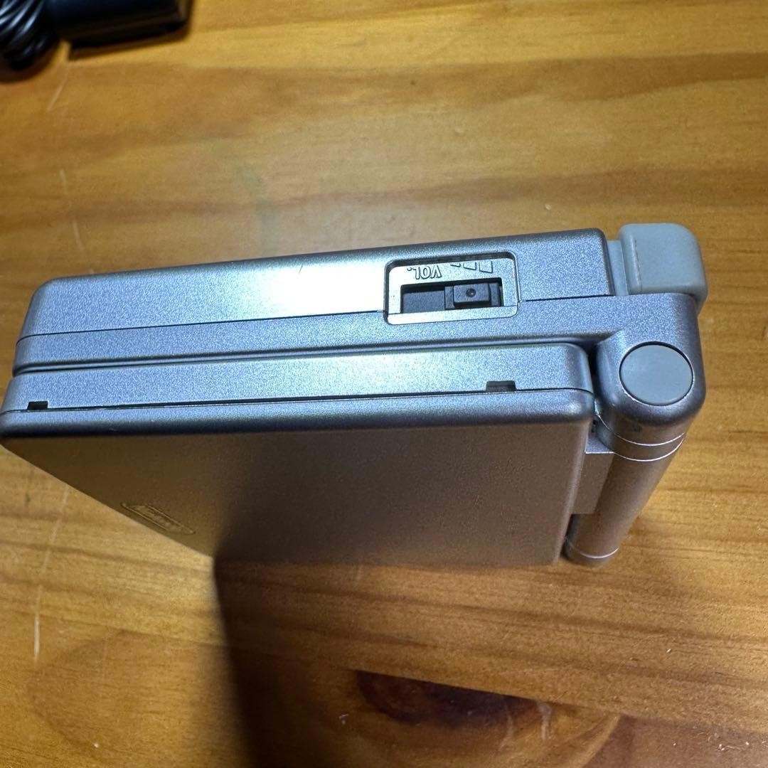 Game Boy Advance SP Platinum Silver 5893 From Japan