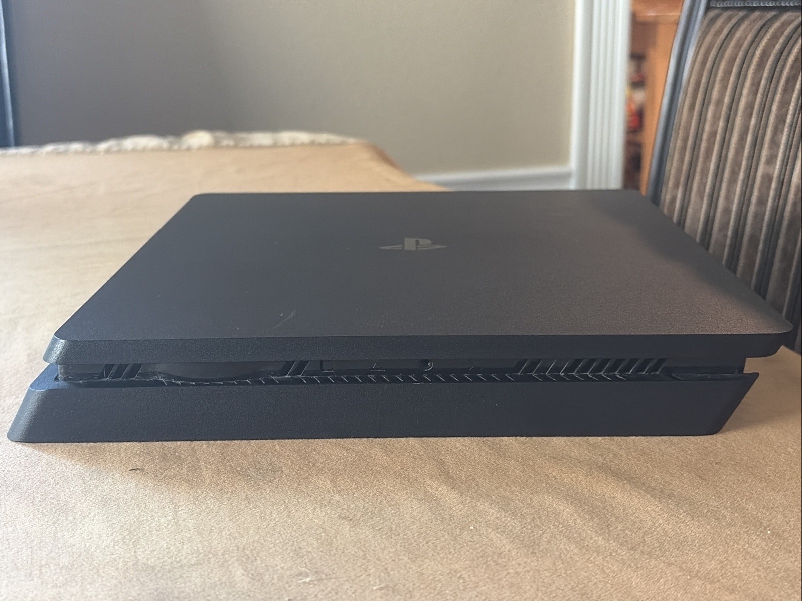 PlayStation 4 Slim PS4 500GB Black Console CUH-2015A v9.60 w/Cords Controller