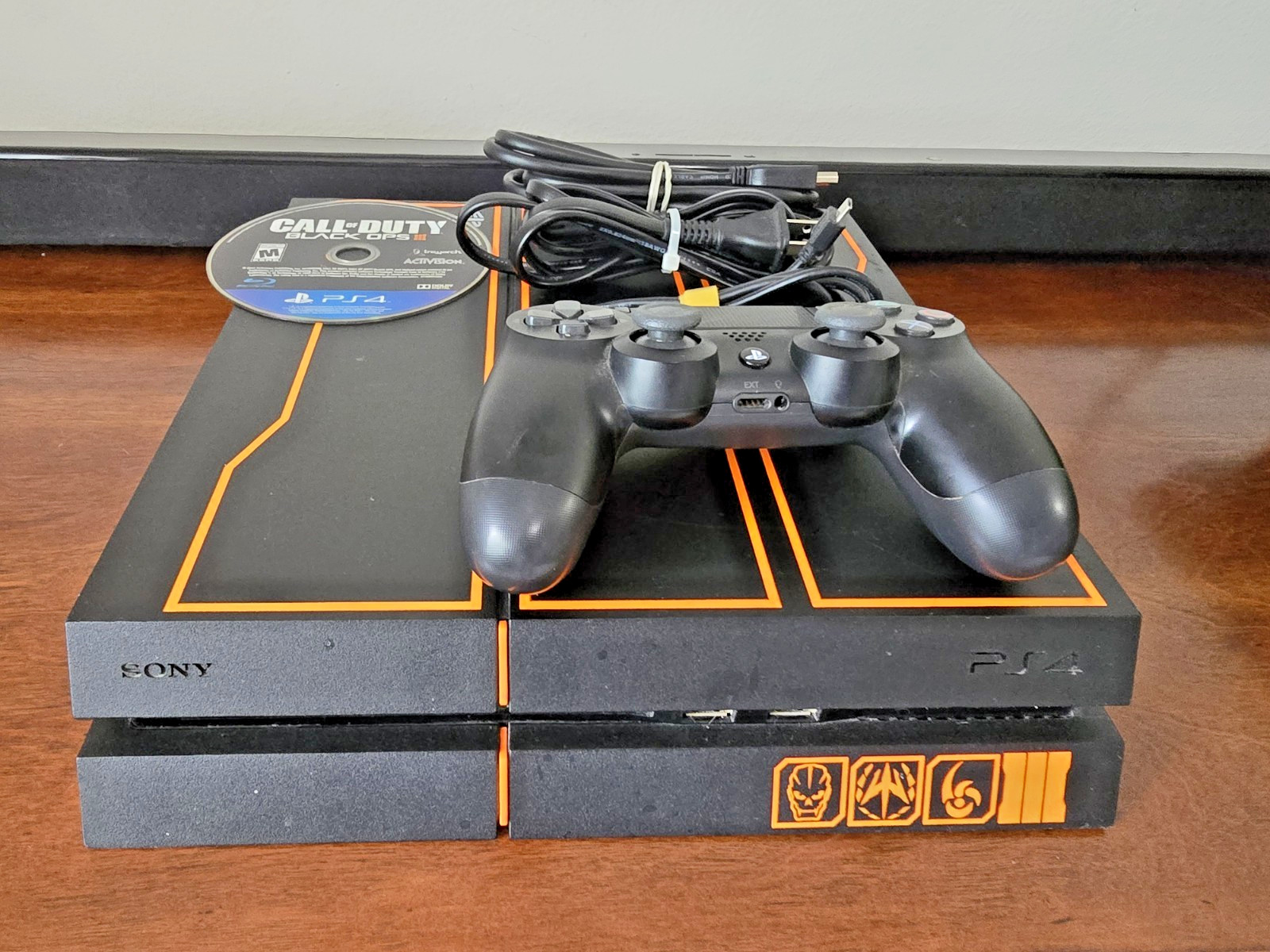 Sony PlayStation 4 PS4 1TB Call of Duty: Black Ops III Edition Console CUH-1215B