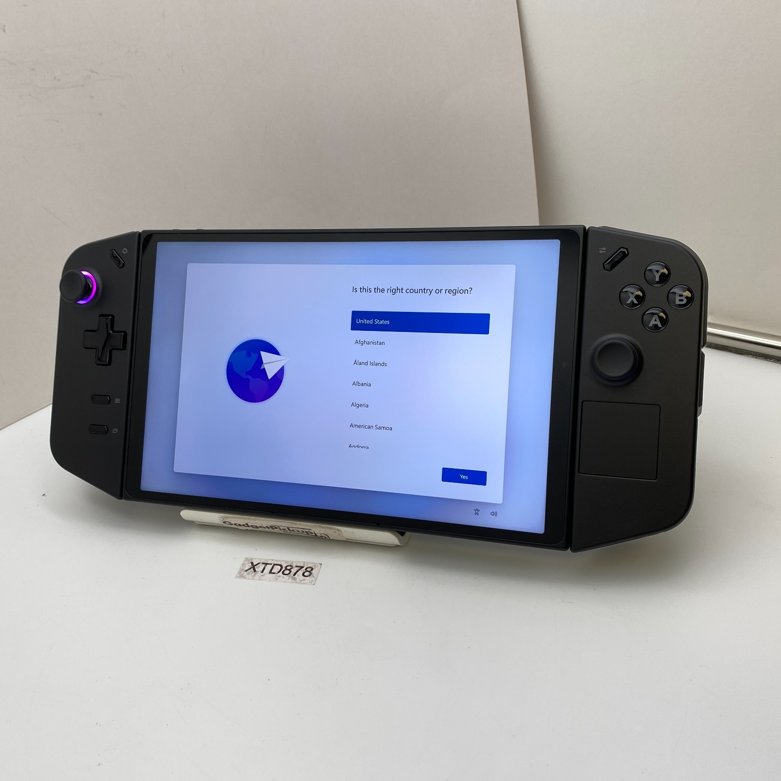 Lenovo Legion Go – 512GB – Black – Handheld Console System – Open Box