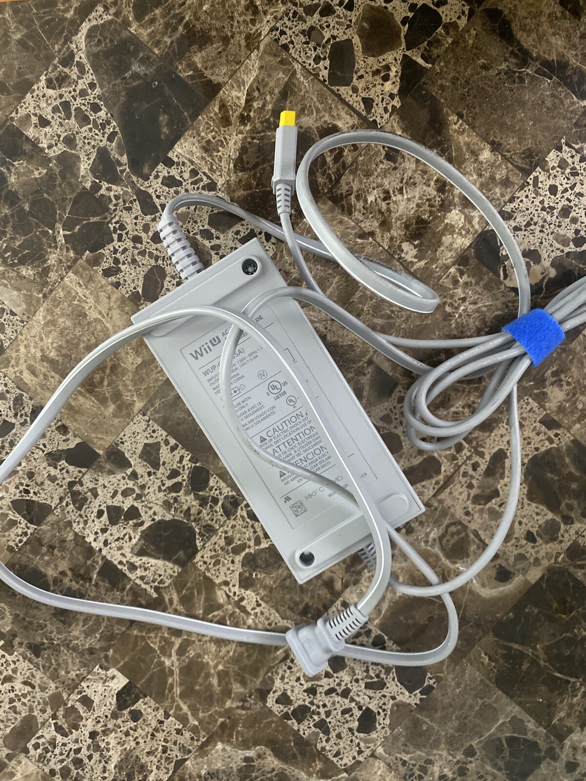 Nintendo Wii Console + Cables + Sensory Bar… CONSOLE IS IN UNKNOWN WORKING CNDTN