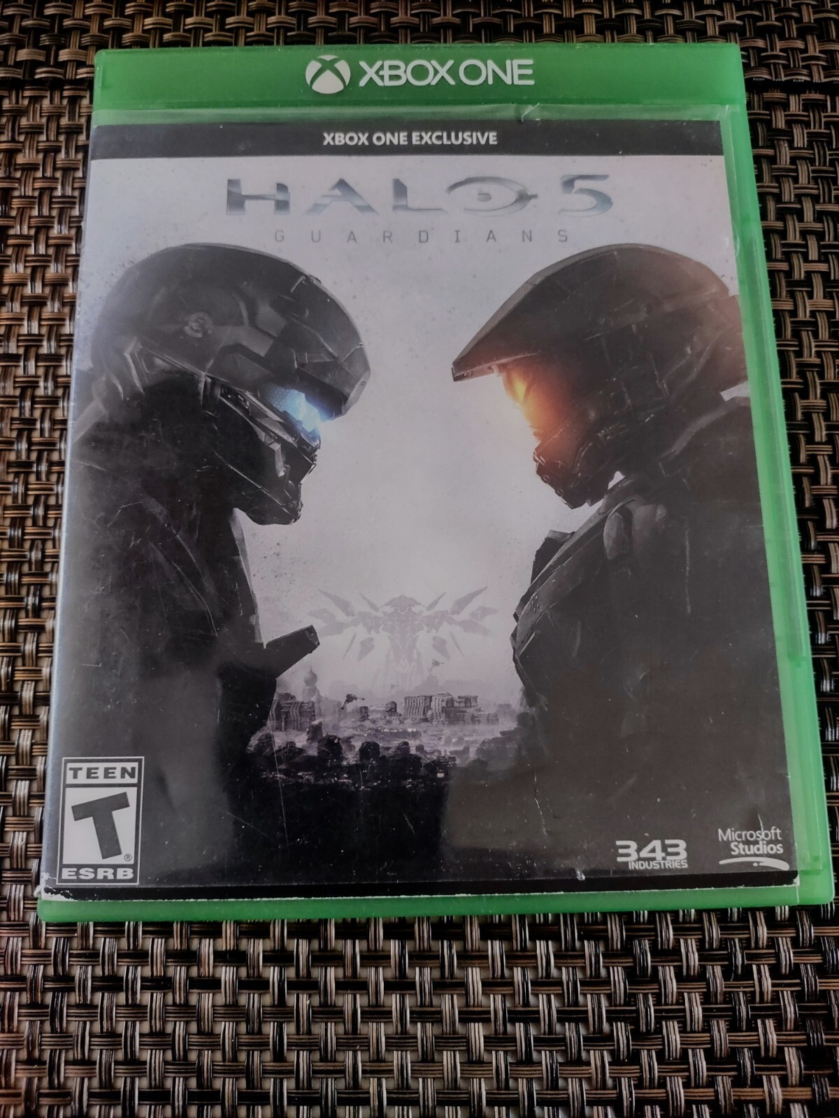 xbox one with three games, three controllers headset batteries and charger
