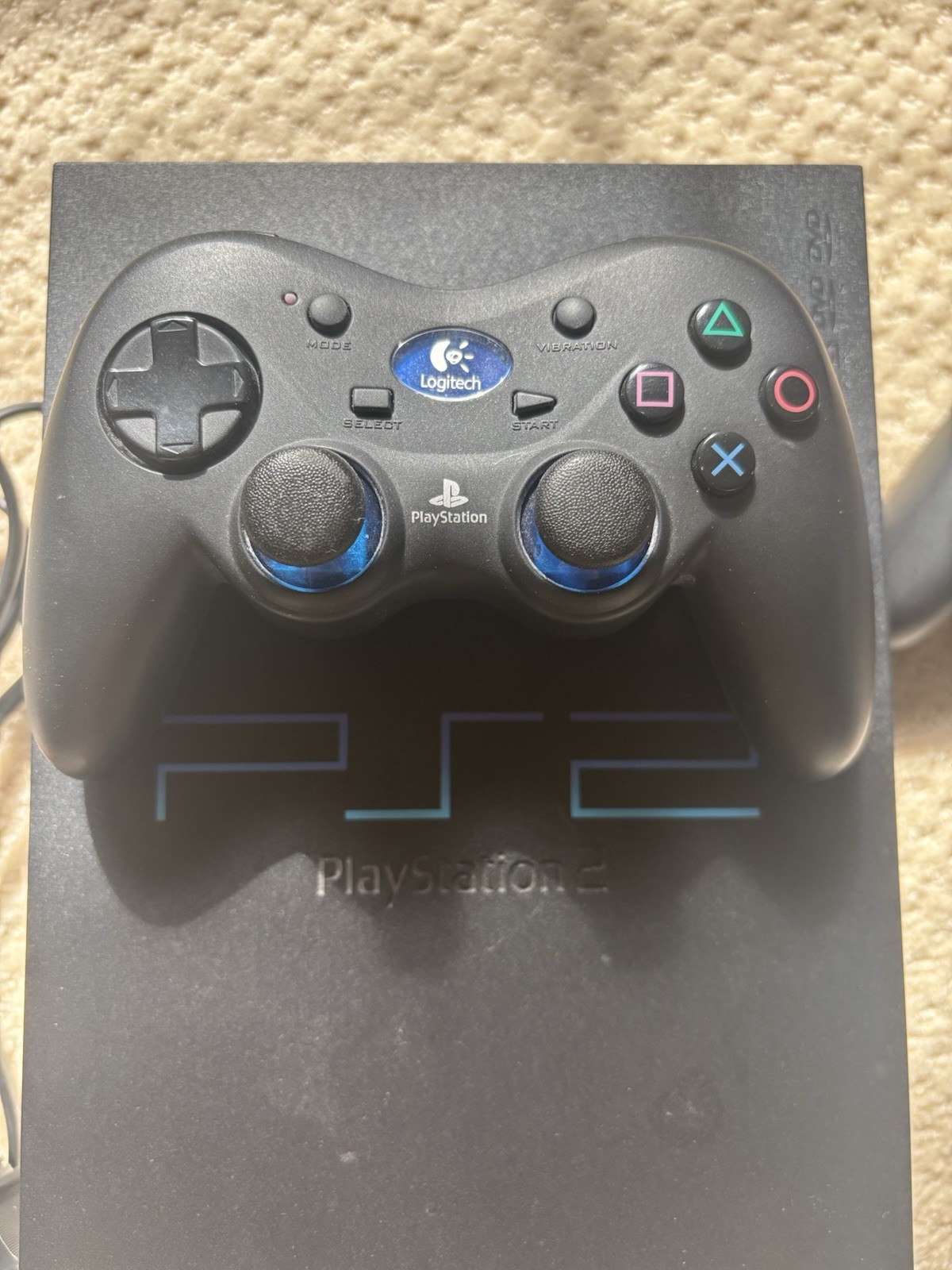 Sony PlayStation 2 PS2 Console w/2 Cordless Controllers, 3x8MB Memory Cards
