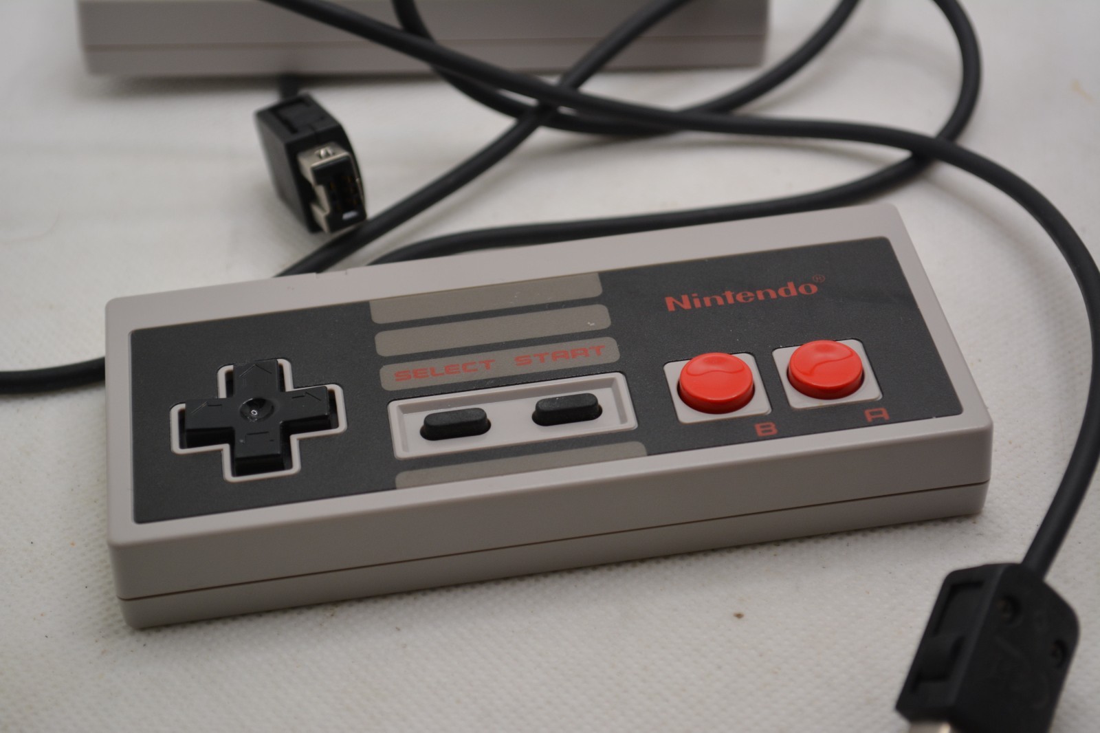Nintendo NES Classic Edition Mini CLV-001 Bundle with (2) OEM Controllers