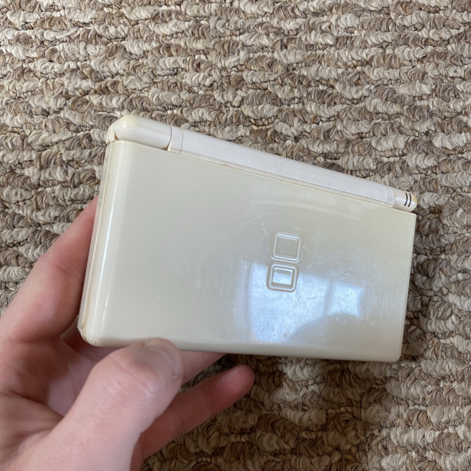 Nintendo DS Lite (USG-001) Handheld – White Charger