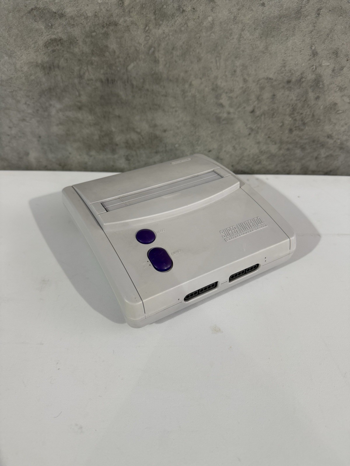 Super Nintendo Entertainment System (SNES JR. 1991) CONSOLE ONLY + FREE SHIPPING