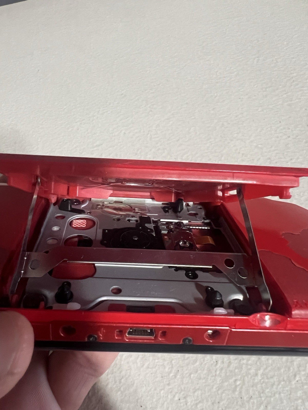 Sony PSP 3000 Console Red Black No Battery No Charger with Memory Card 1GB