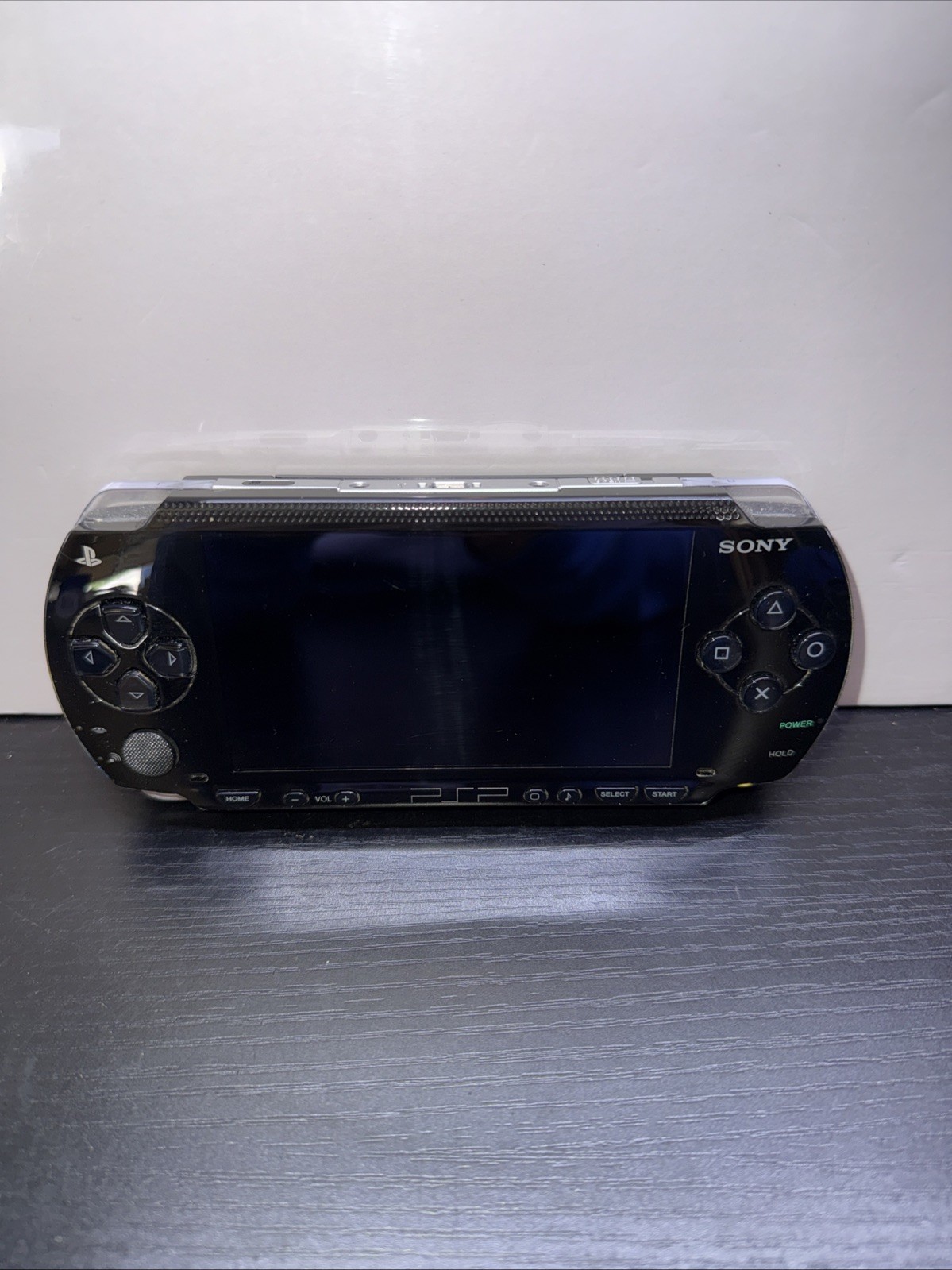 Sony PSP-1001 Black Handheld Console With Charger Free Shipping
