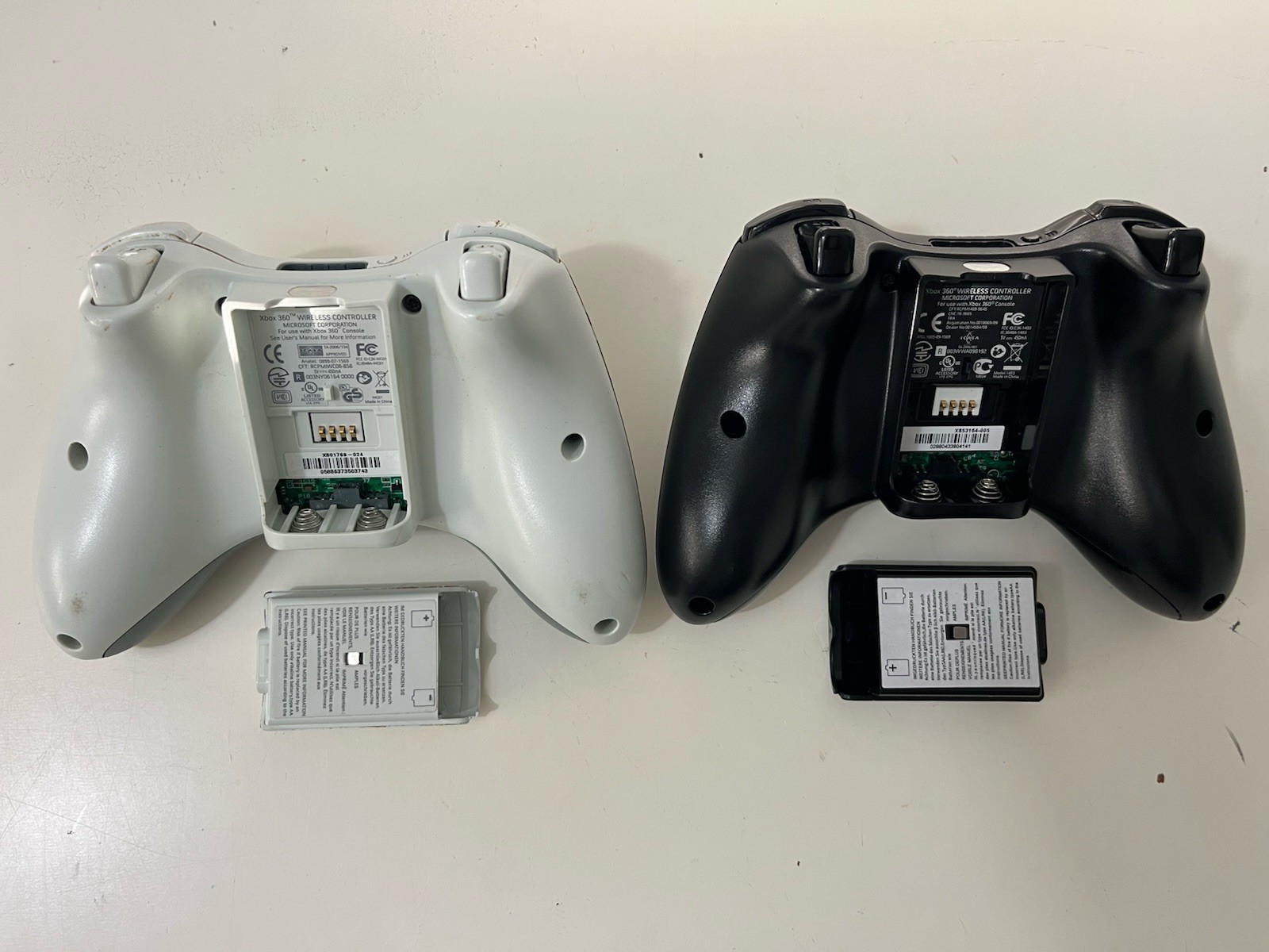 Microsoft XBox 360 White Console Bundle 250 GB, Controllers, 12 Games, & Extras