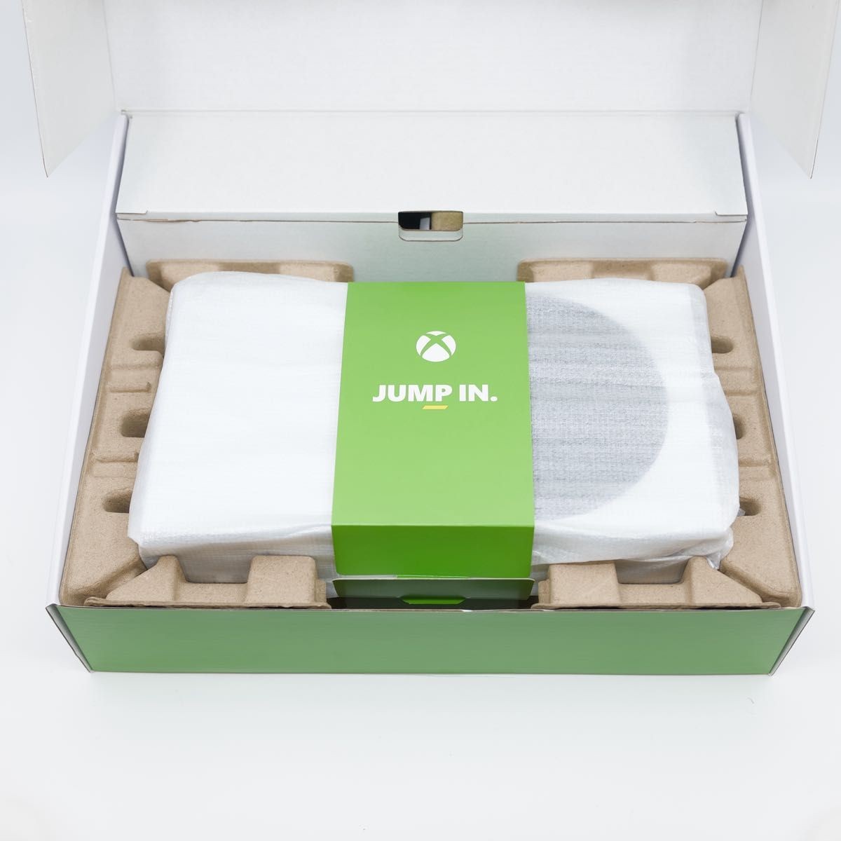 Microsoft Xbox Series S 512GB Console – Tested Working – Japan Model – Used