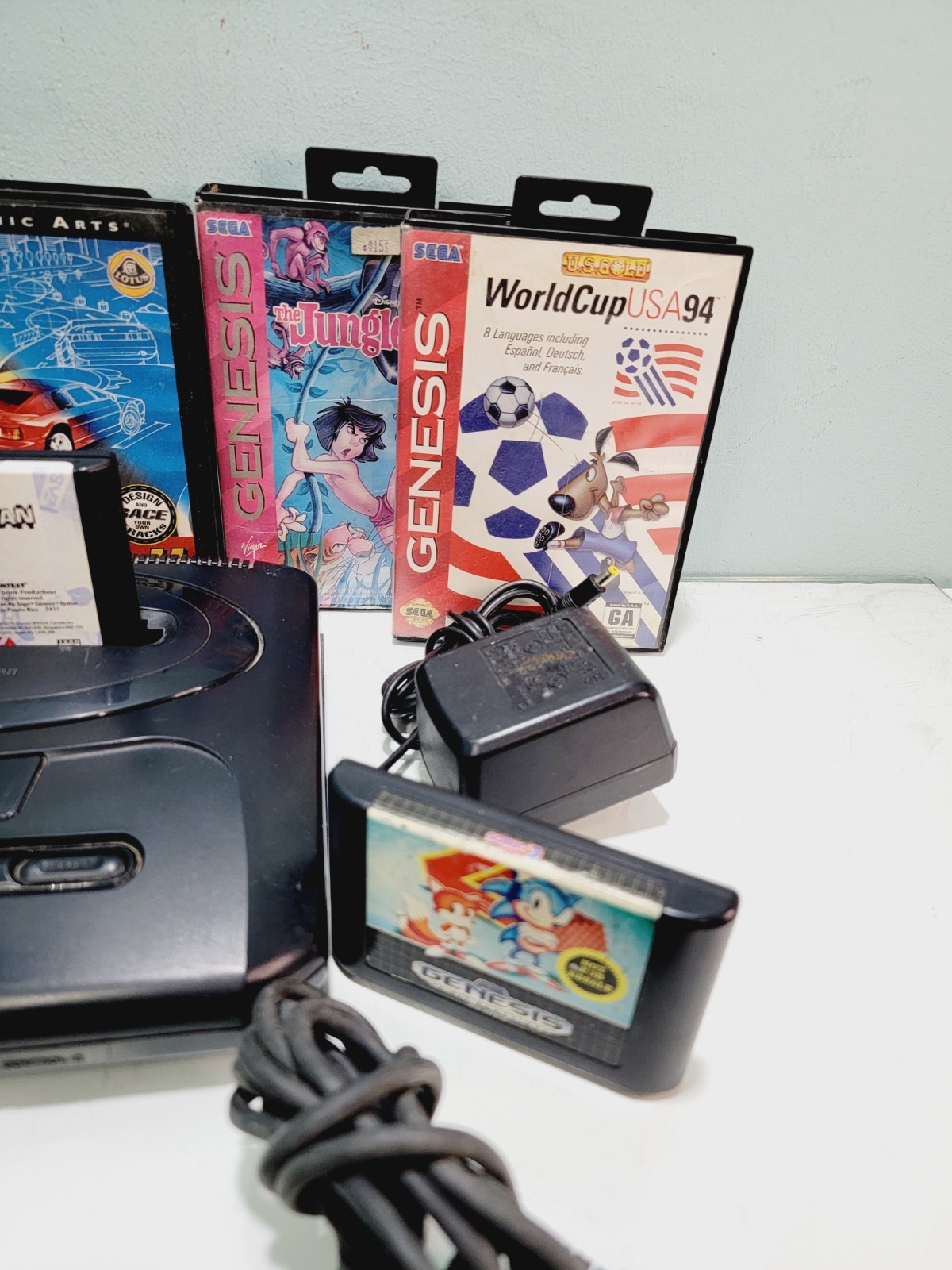 Sega Genesis Console Bundle With 2 Controllers and 15 Games