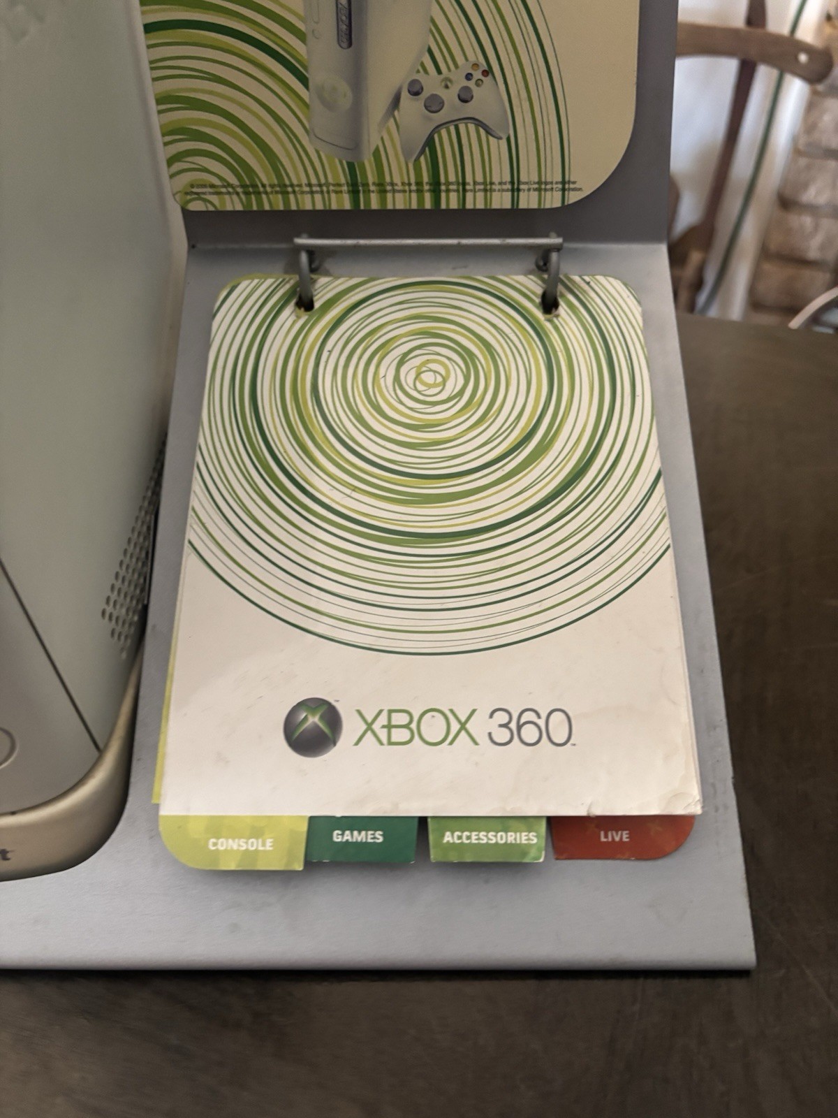 Microsoft Xbox 360 Console Glorifier Display Unit Kiosk Extremely Rare