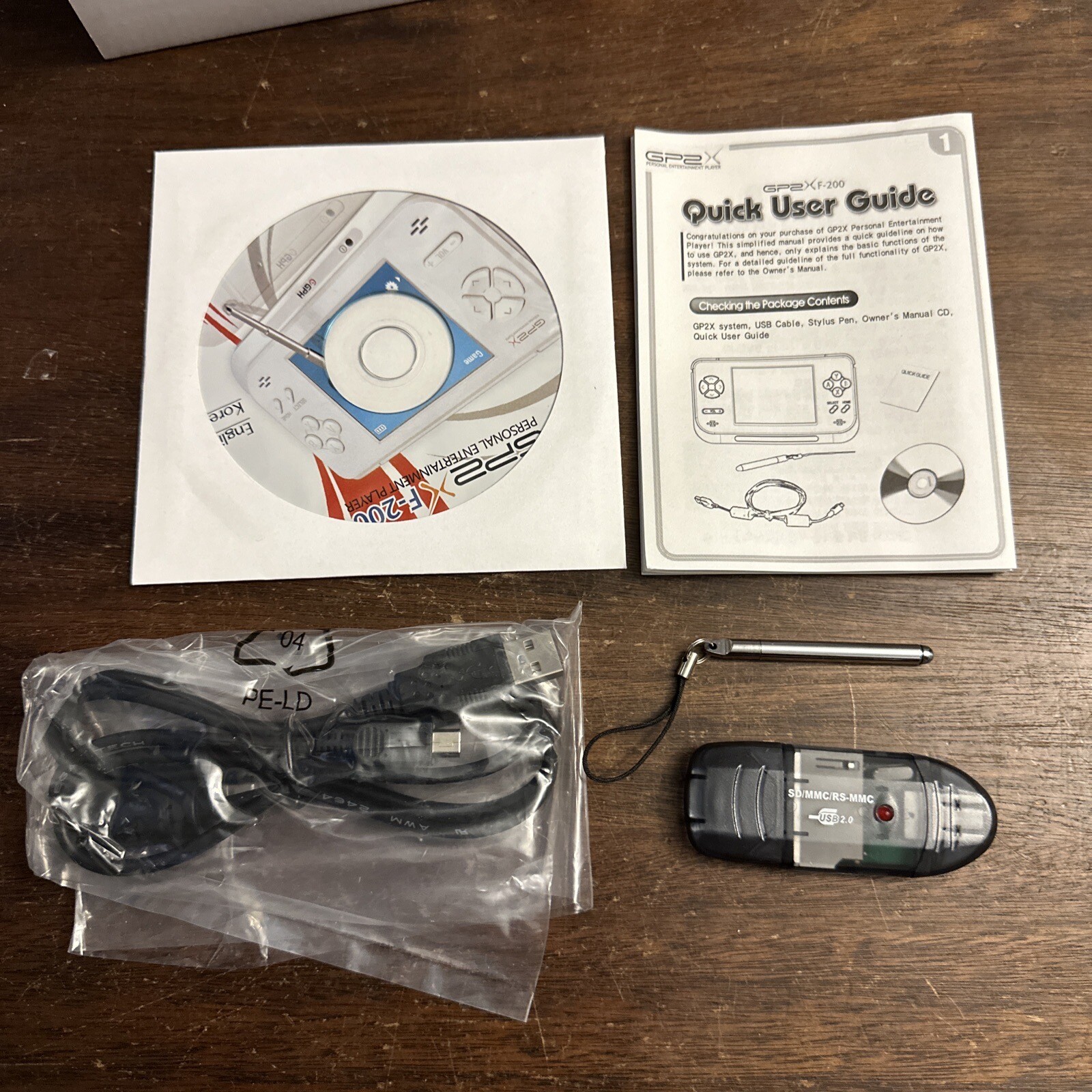 GP2X F-200 Portable – Retro Linux-based Console – Complete – Tested – Authentic