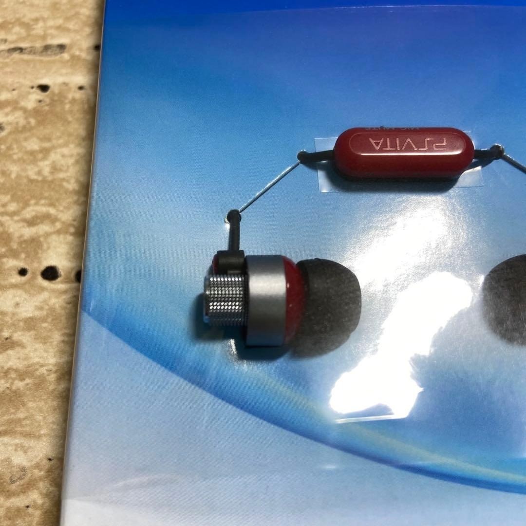 Sony PS Vita In-Ear Headset Cosmic Red Boxed Near Mint Complete 7058