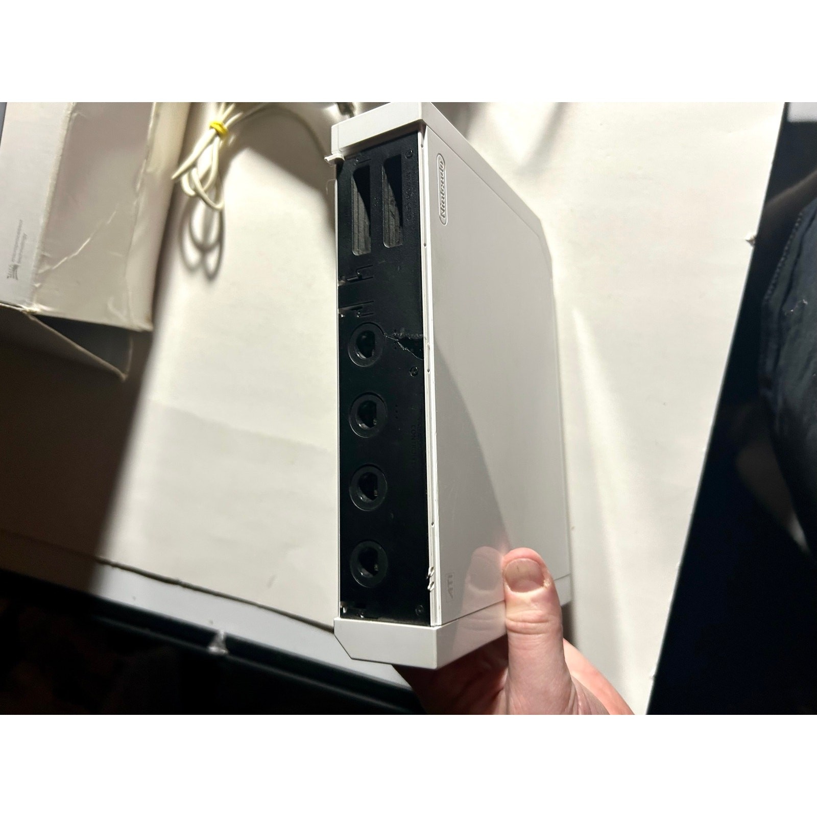 Nintendo Wii Console w/ Cords 1 Wii remote 1 Nunchuck in box w/ 4 Games🔥