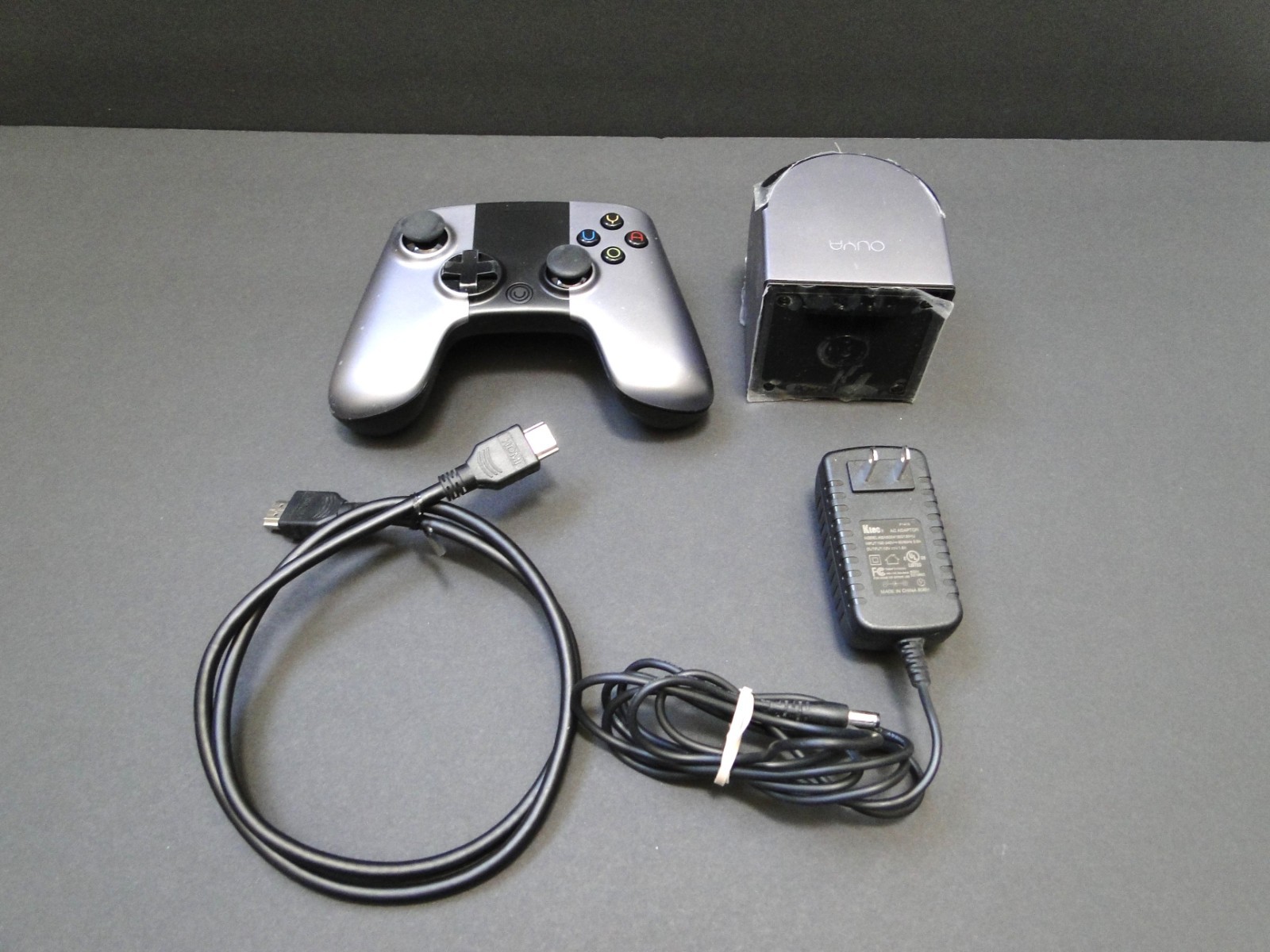 Ouya Game Console OUYA1 with Controller *UNTESTED