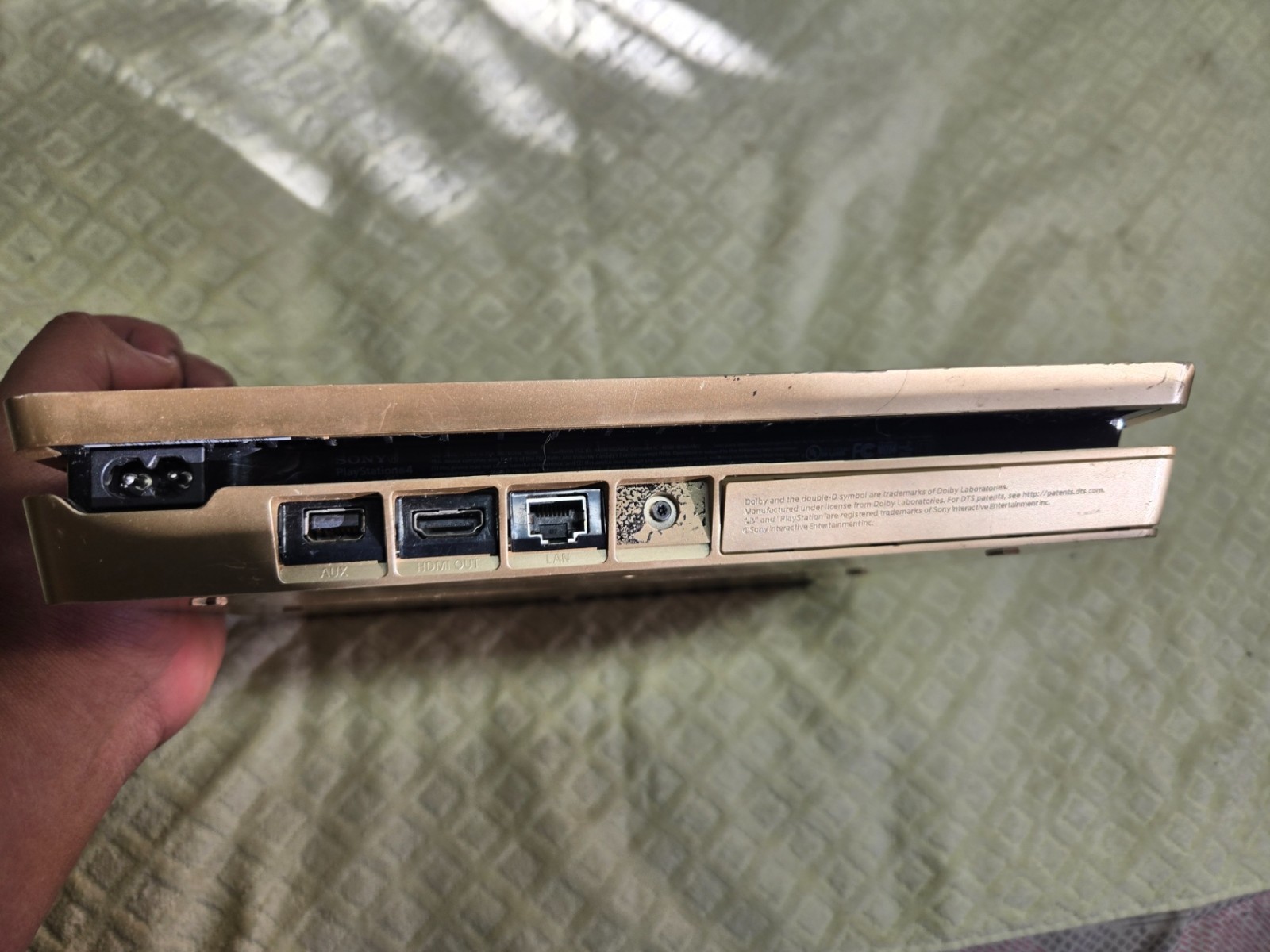 Sony PlayStation 4 PS4 Slim 1TB Gold Limited Edition Console FOR PARTS UNTESTED