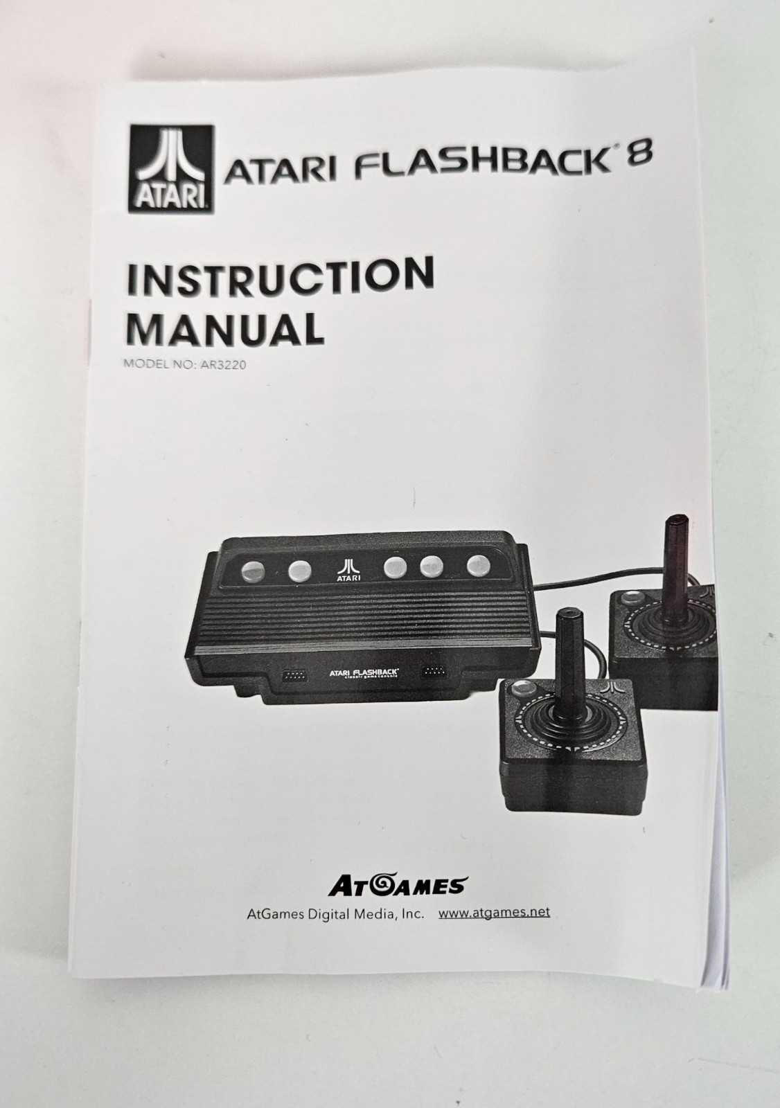 Atari Flashback 8 40th Anniversary Retro W/ Wired Controllers & 105 Video Games