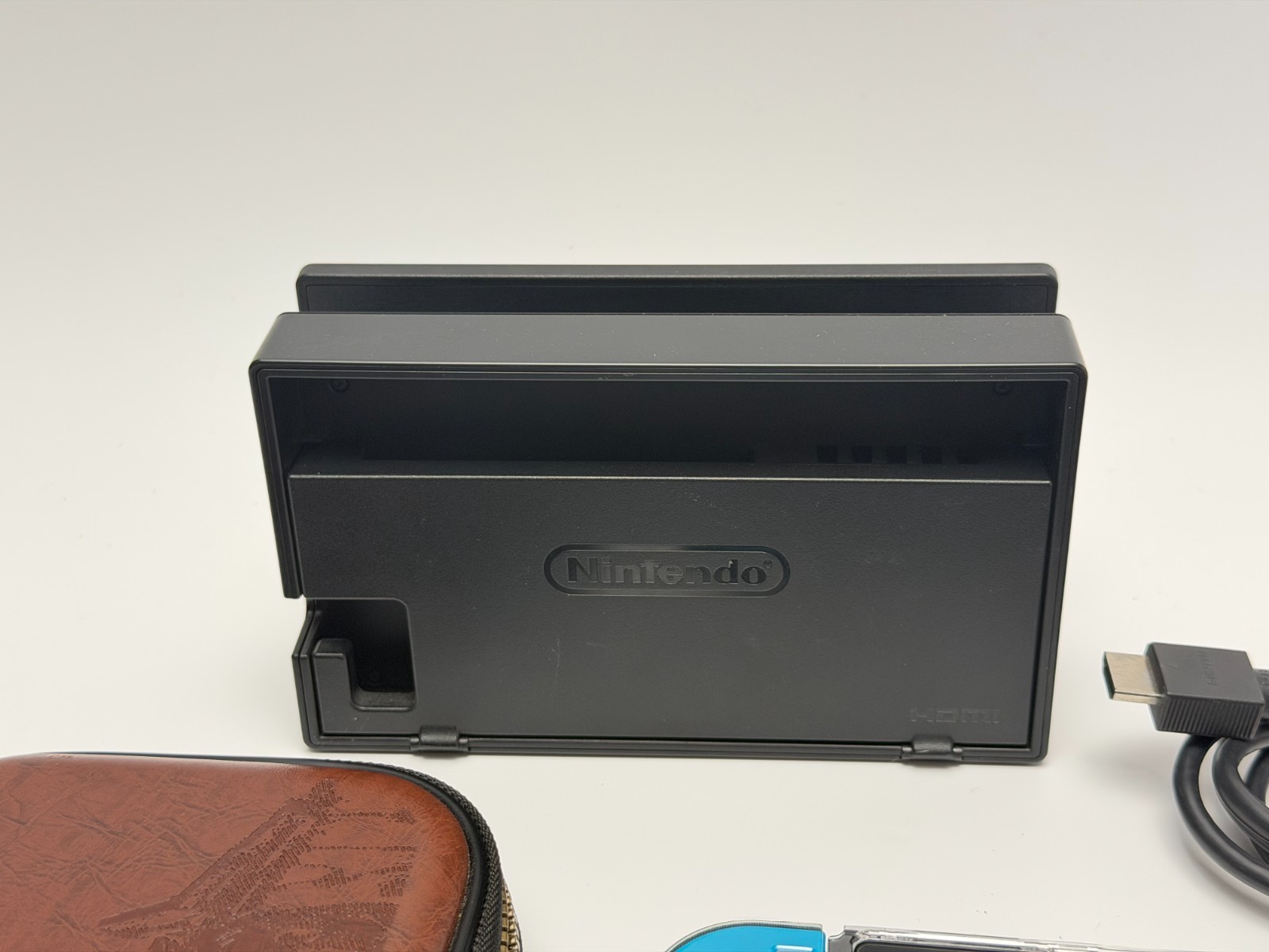 Nintendo Switch Console Zelda Breath of the Wild Bundle *Blue/Red Joy-Cons