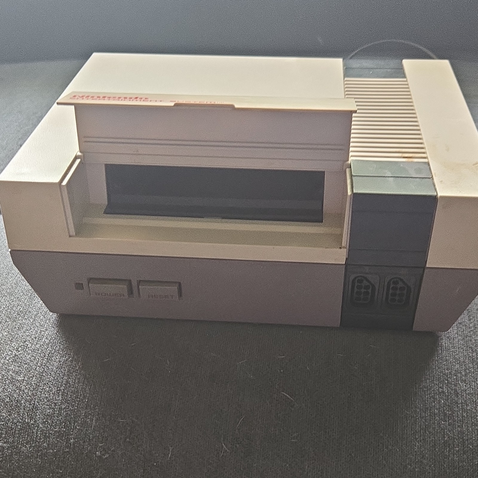 Nintendo NES-001 Home Console Gray/Black 1985 with Power Adapter
