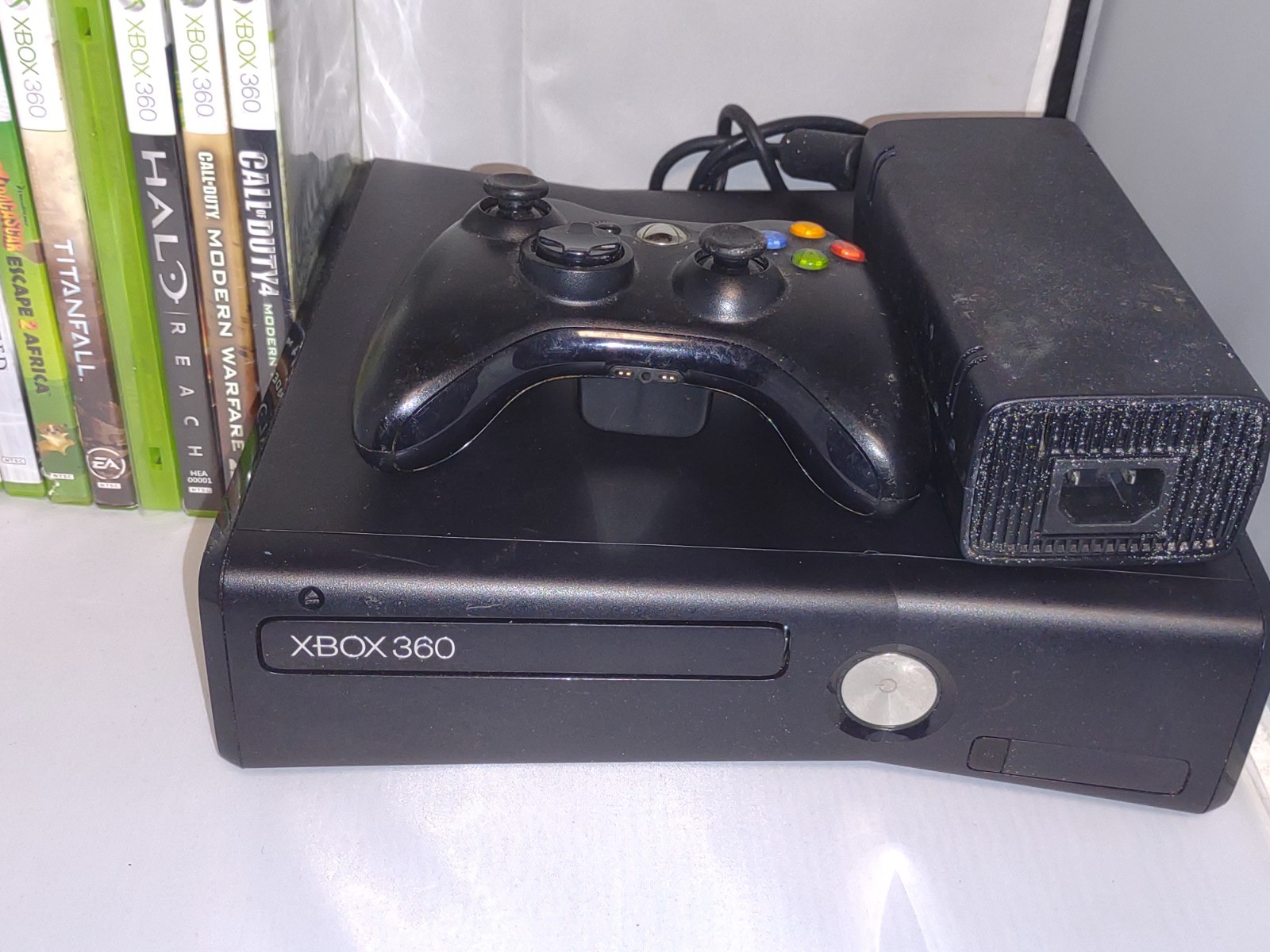 Xbox 360 S 1439 Black Console Bundle 250GB HDD + 10 Games Complete