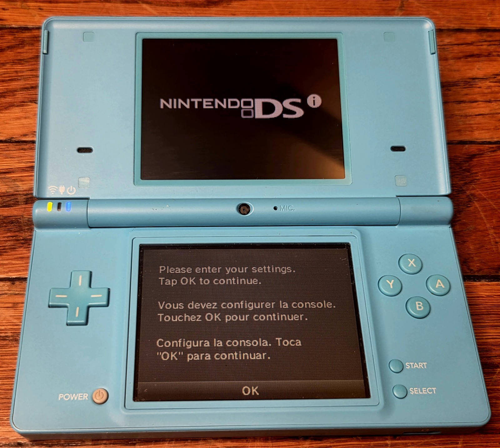 Nintendo DSi Blue Handheld Game Console TWL-001 USA Stylus + Charger Tested