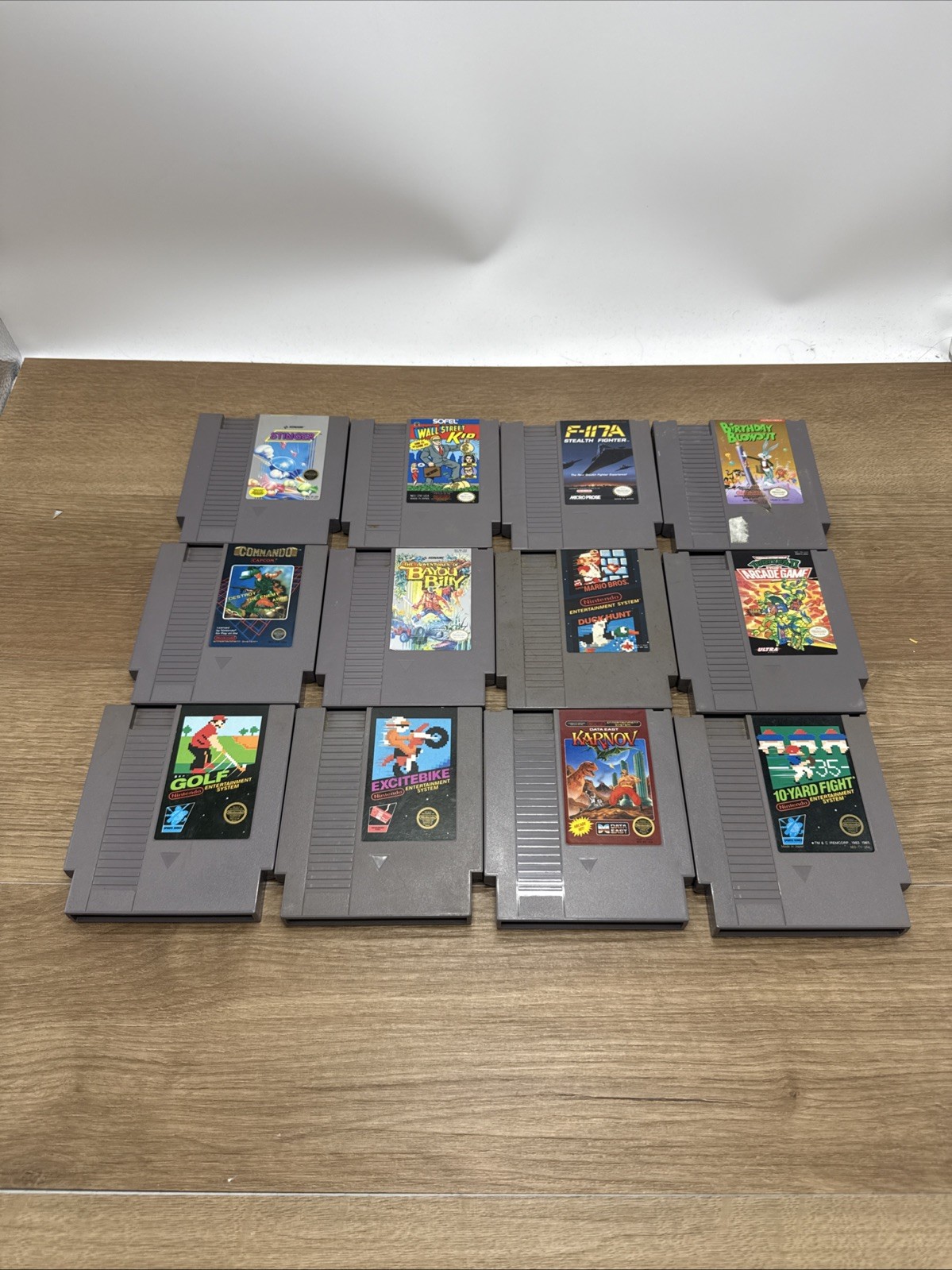 Nintendo NES Top Loader Console Bundle Lot w/ 12 Games, Controllers – Tested