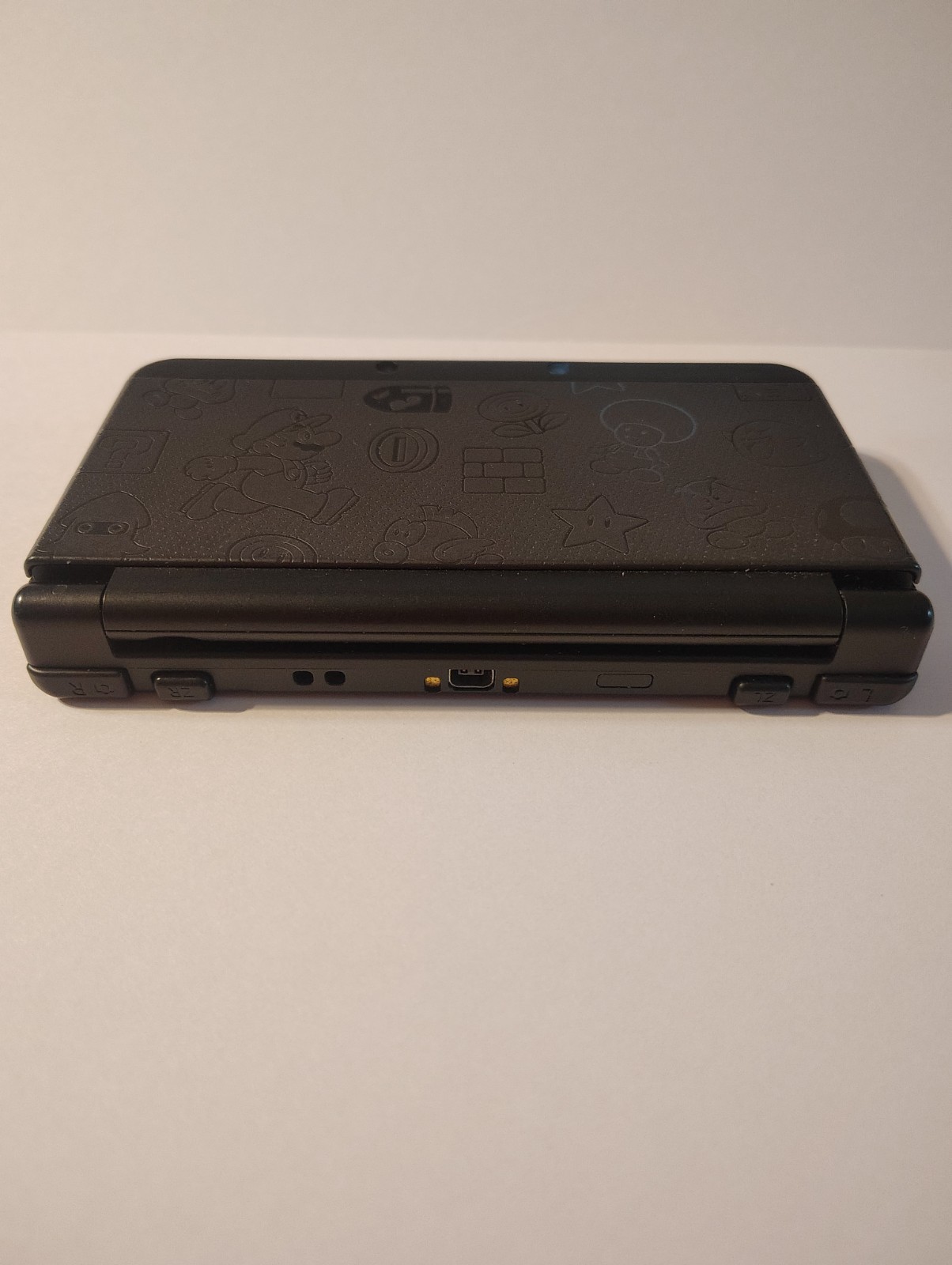 Nintendo 3DS Original Super Mario Edition 4GB Handheld System – Black Friday New