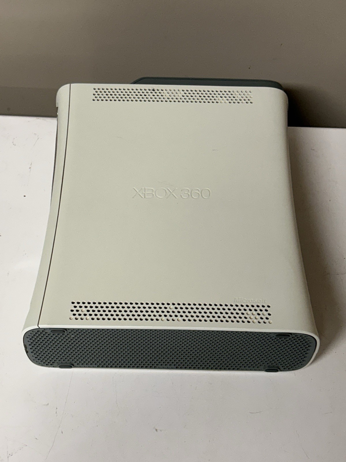 Untested Xbox 360 White Console, Microsoft For Parts Only