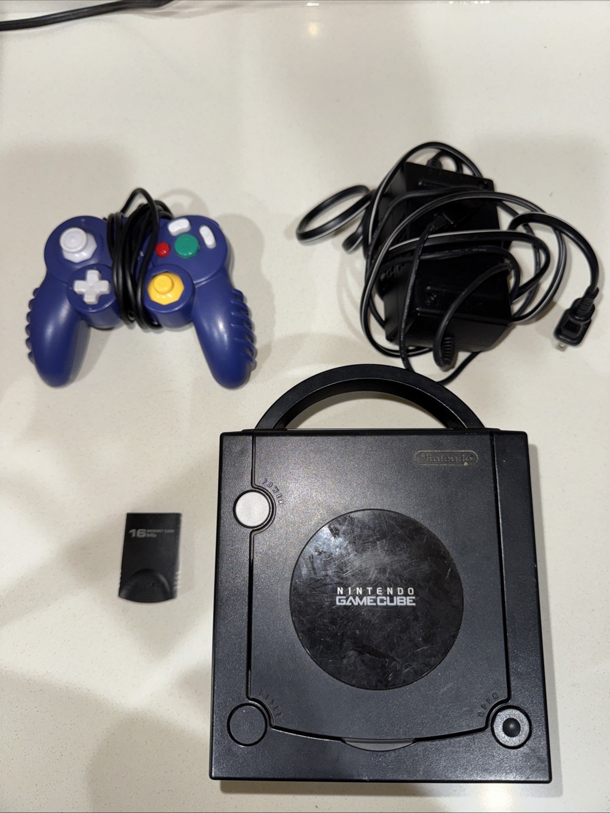 Nintendo DOL-001 GameCube Black Console 16Mb Memory Card Mad Catz Controller AC