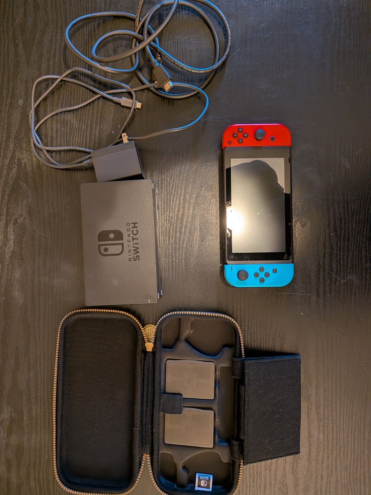 Nintendo Switch Console 32GB Red/Blue Joy-Con Dock HDMI AC Adapter Case