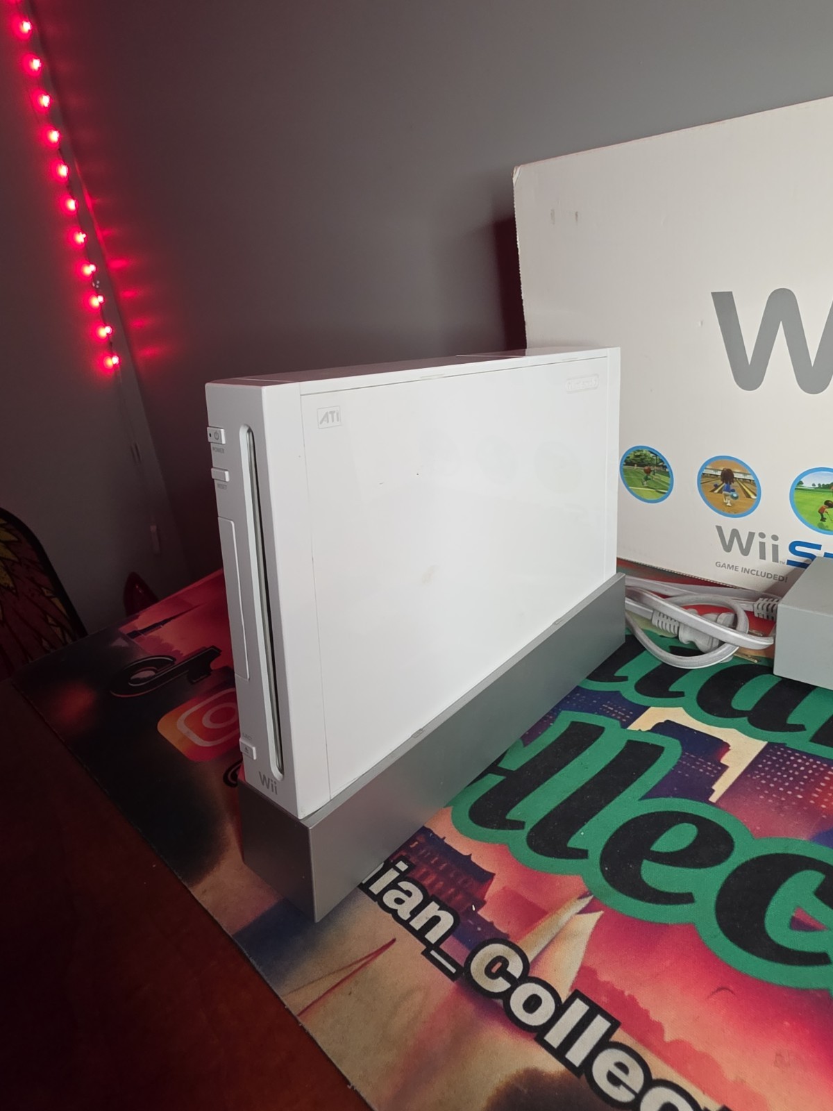 Nintendo Wii White Game Console RVL-001 Tested Console & Power Cable Only