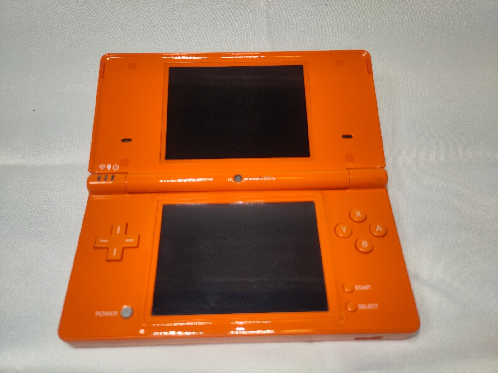Nintendo DSi Handheld Game Console with Stylus, Charger. TESTED/WORKING