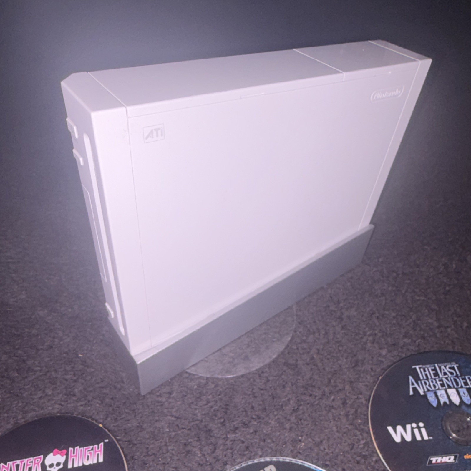 Nintendo Wii Console RVL-001 White w/ Monster High, Monster Jam, Last Airbender