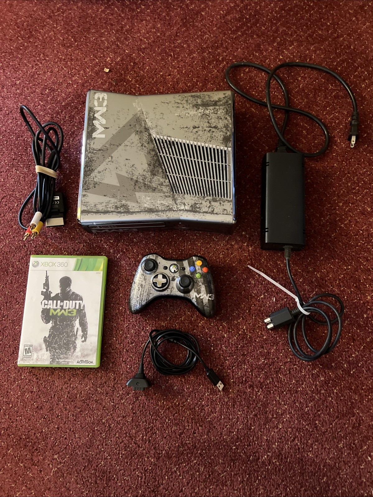 Call of Duty MW3 Edition Xbox 360 Slim 320GB Bundle Adult Owned 7 Game Lot ❤️