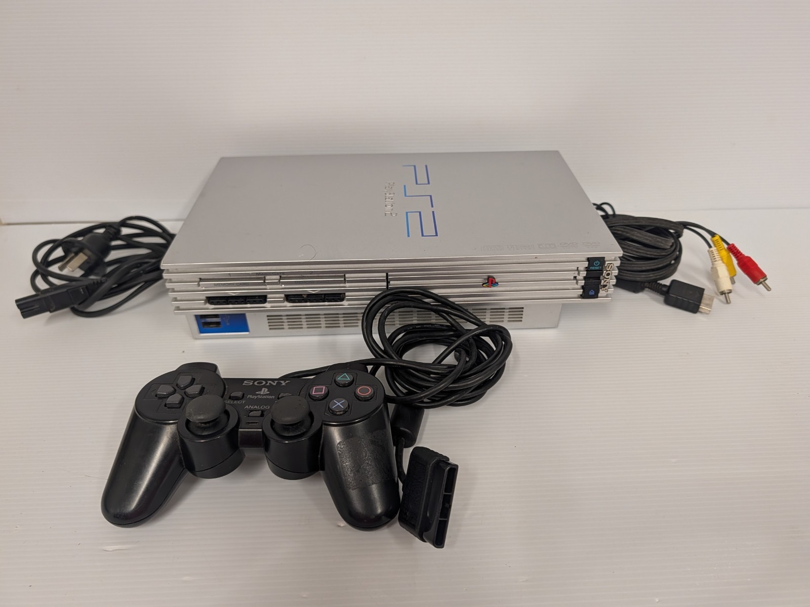 Sony PlayStation 2 PS2 Fat Console Silver AUS PAL Inc Dual shock 2 Controller