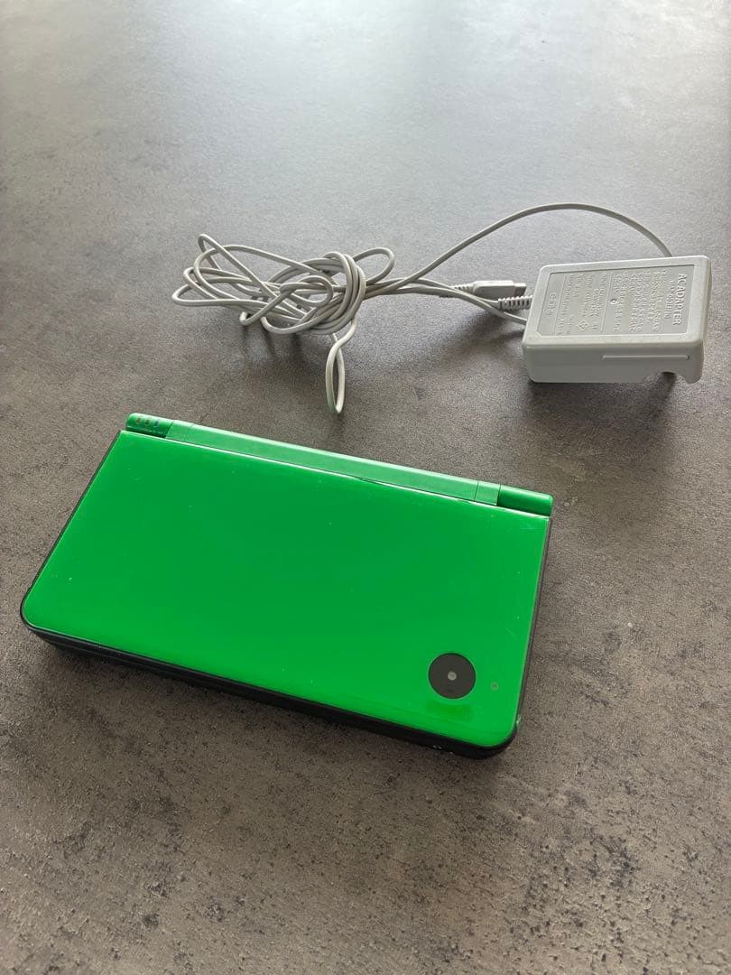Nintendo DSi XL LL Green Console Charger Included Handheld System Japan Tested