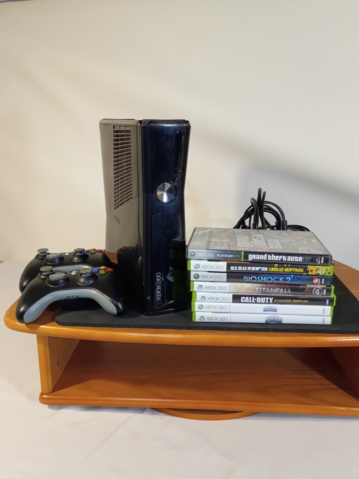 🔥Xbox 360 S Slim 1439 Bundle 7 Games 2 Controllers Fully Tested Works Great