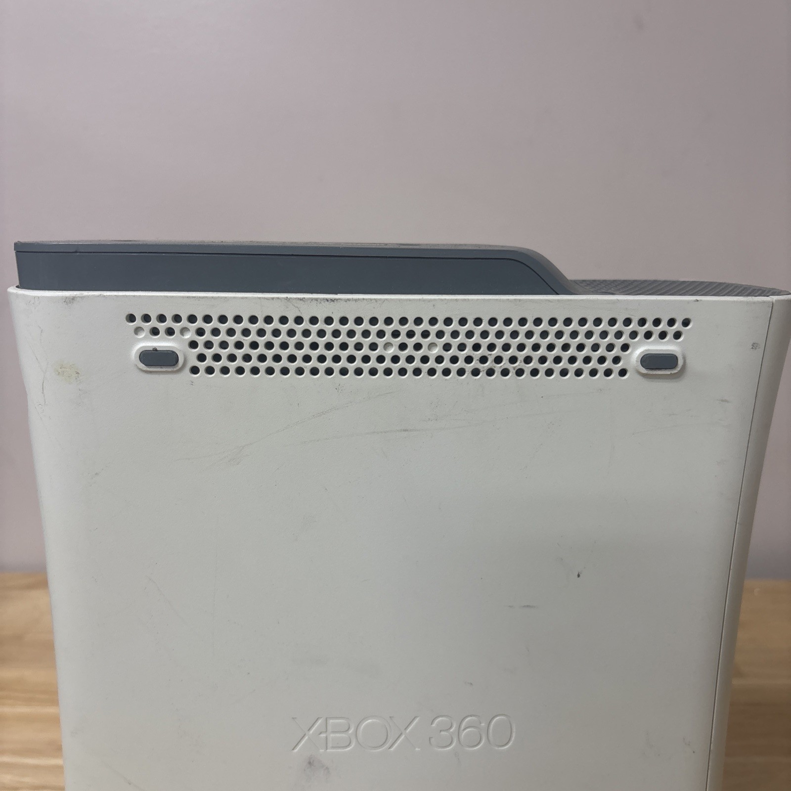Microsoft Xbox 360 Pro Console System 60GB White READ