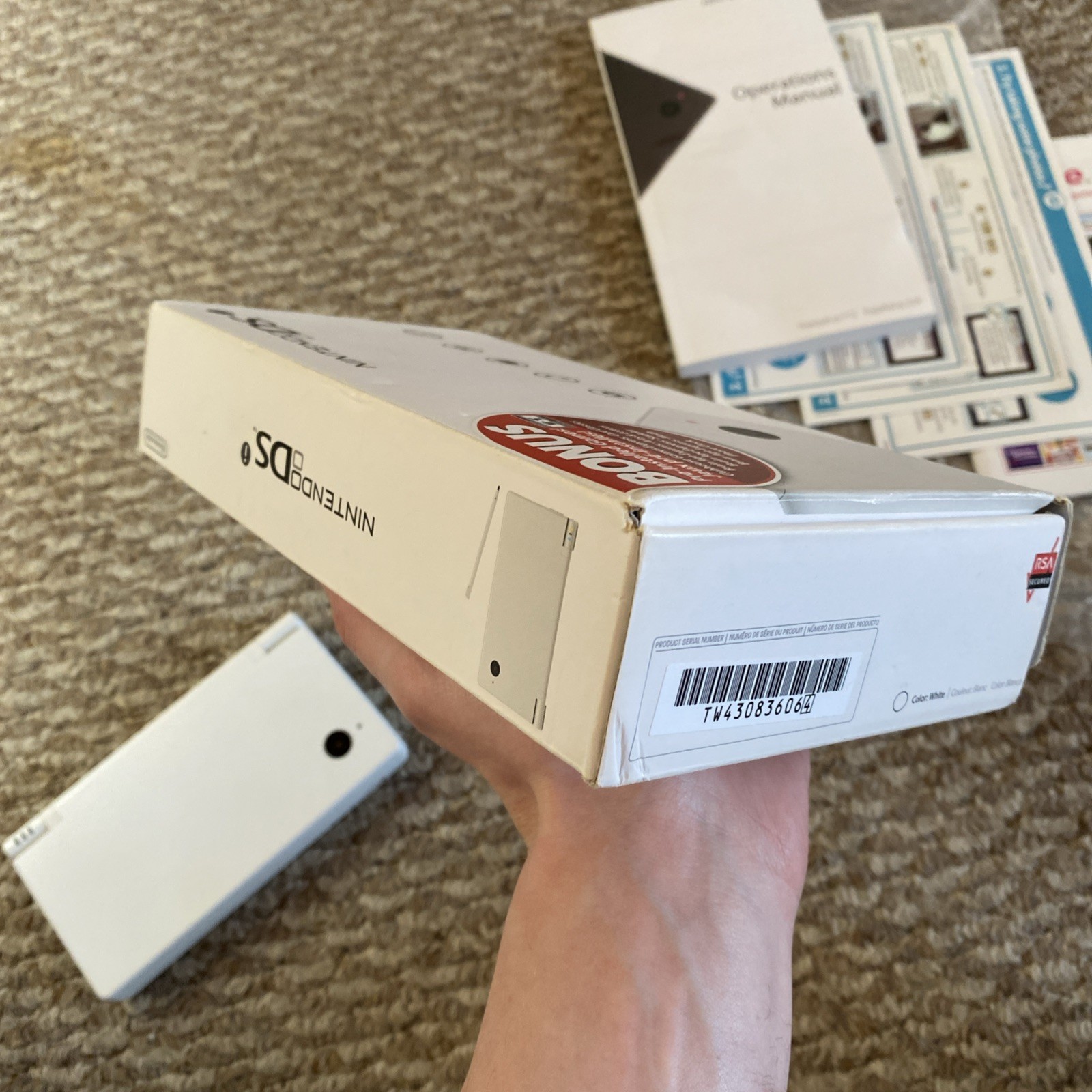 Nintendo DSi White Console in Original Box USA Version Charger Stylus Manual